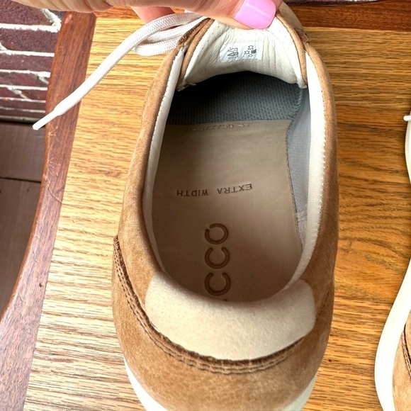 Ecco leather sneakers Extra Width - Picture 10 of 10
